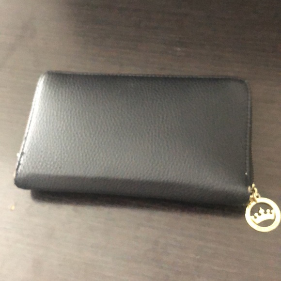 Juicy Couture wallet - Picture 2 of 5